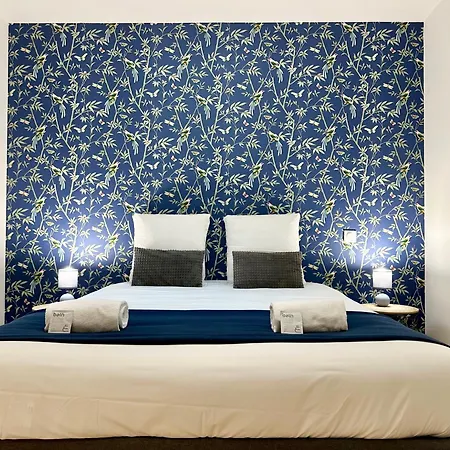 Апартаменты Les De Moliere Мон-де-Марсан